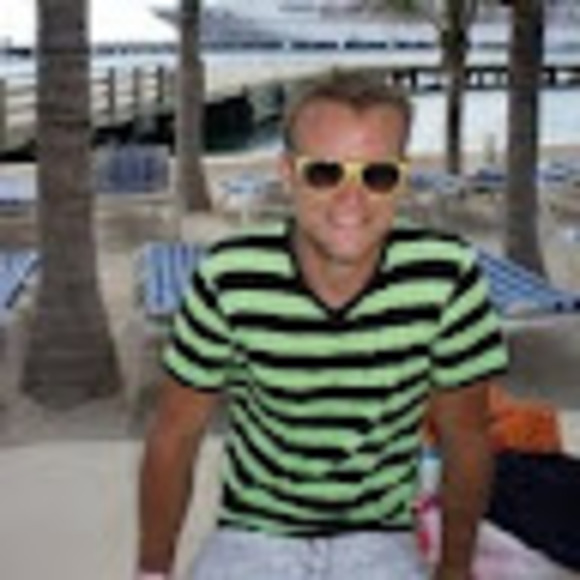 Meet your Posher, Josh - Picture 1 of 1